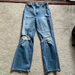 Abercrombie & fitch the 90’s relaxed jean ultra high rise